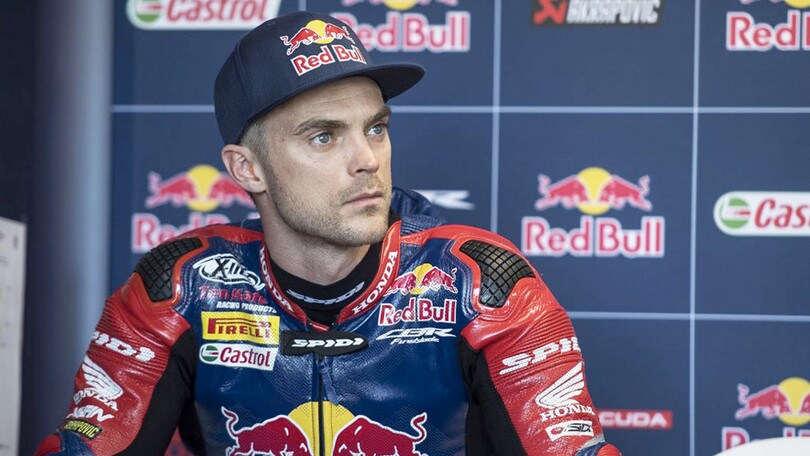 SBK, Camier rientra a Imola: “Ho ancora dolore ma farò le F1”