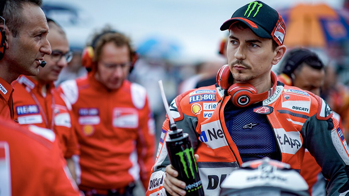 MotoGP, Ciabatti su Lorenzo: “Decisione entro giugno”