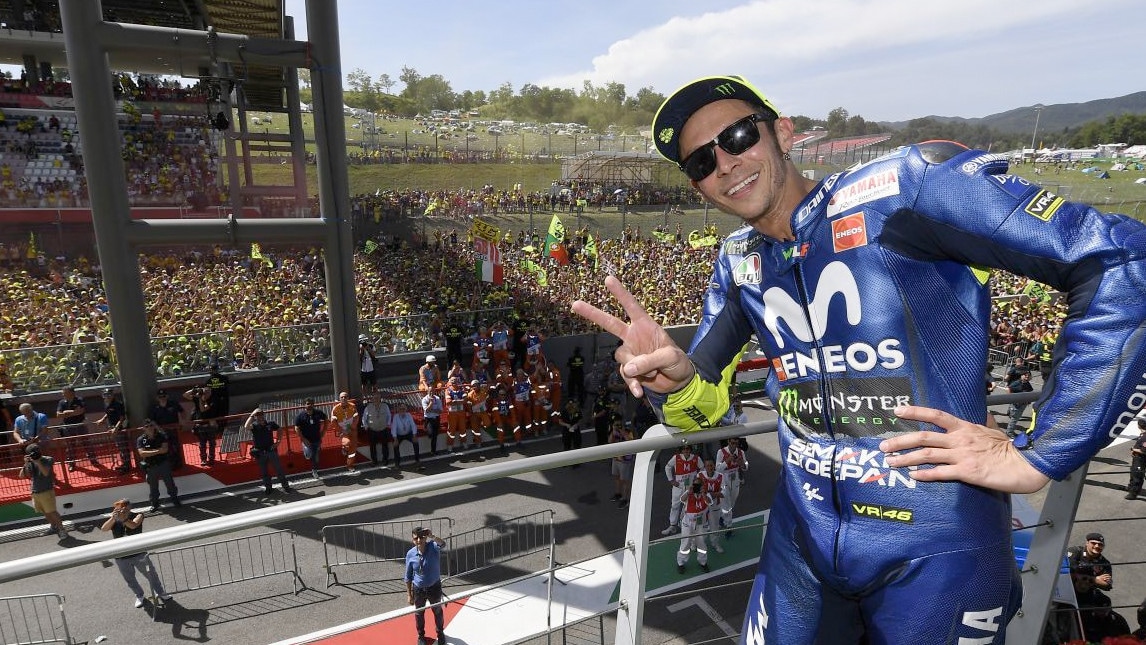Fischi per Lorenzo e Marquez, Rossi: “In Italia è così”