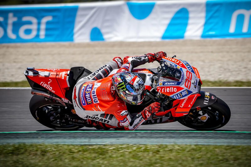 MotoGP Catalogna, gara: Lorenzo concede il bis