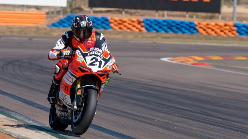 Troy Bayliss vince a 49 anni