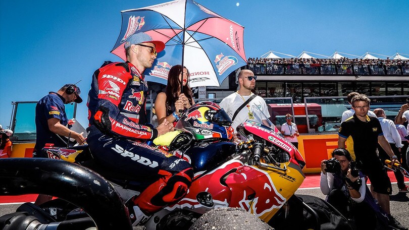 SBK: Camier si frattura una vertebra