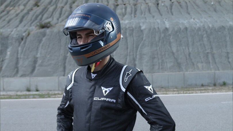 Dovizioso e Lorenzo provano la CUPRA TCR - LE FOTO