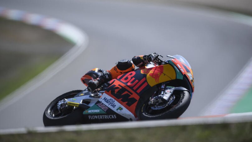 Moto2 Brno, gara: vittoria di Oliveira su Luca Marini