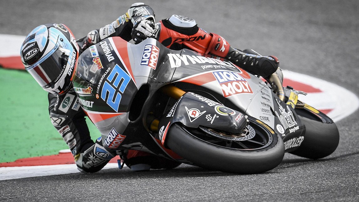 Moto2, Misano: Schrotter per un soffio su Bagnaia