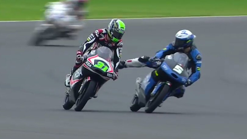 Fenati recidivo: nel 2015 un calcio a Ajo