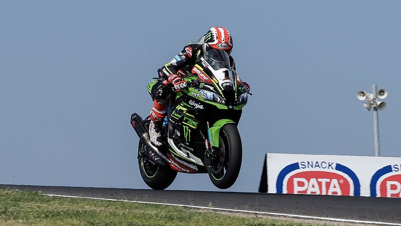 SBK Portimao: Rea cade ma svetta nella libere