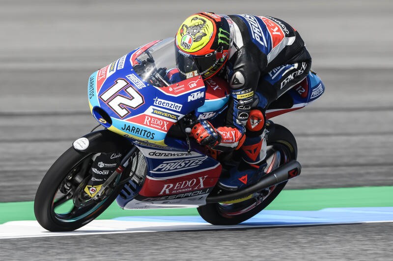 Qualifiche Moto3, Thailandia: Bezzecchi in pole, con 7 italiani che inseguono