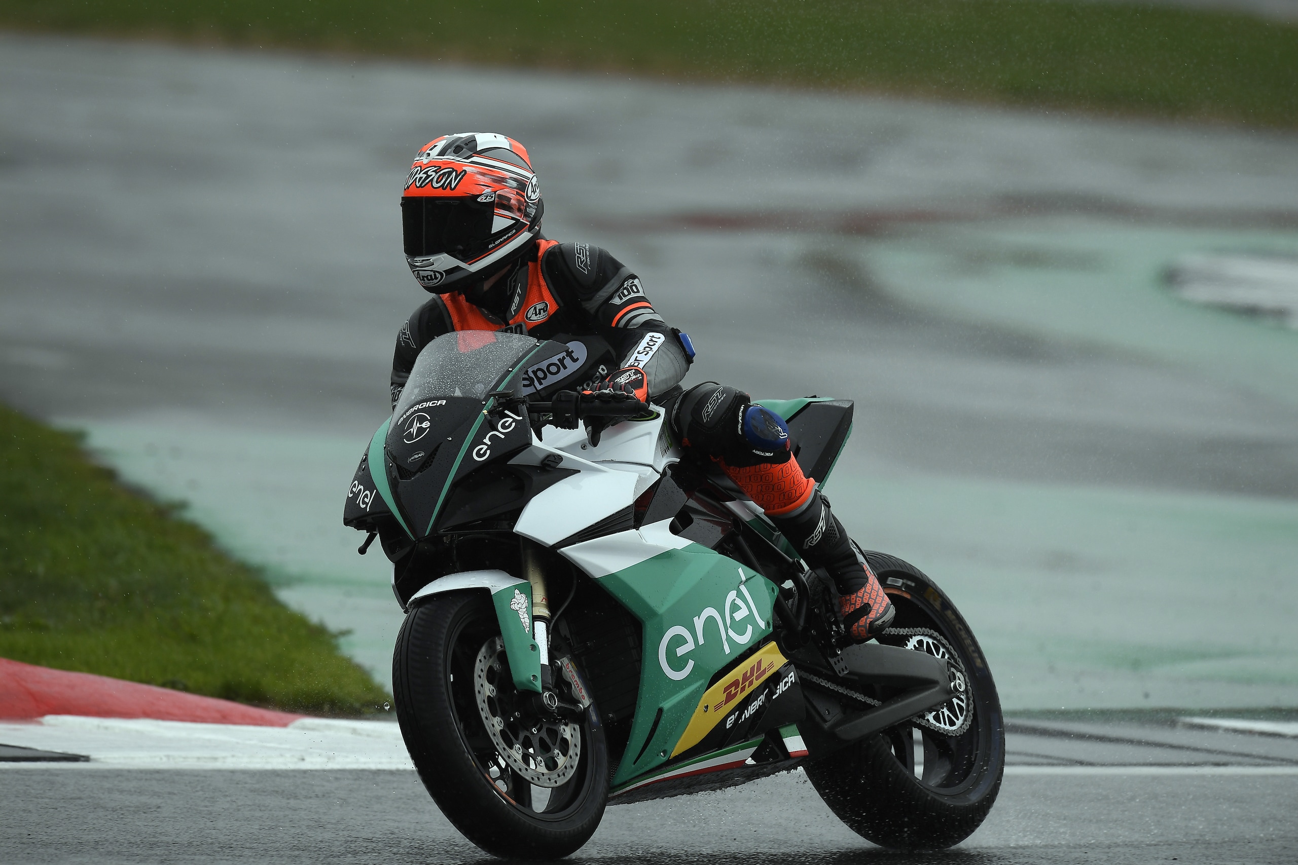 Piloti in cerca d'autore e vecchi leoni alla Corser: ecco la MotoE