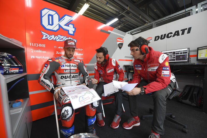 Dovizioso, Motegi: 'c'è delusione perché potevamo vincere'