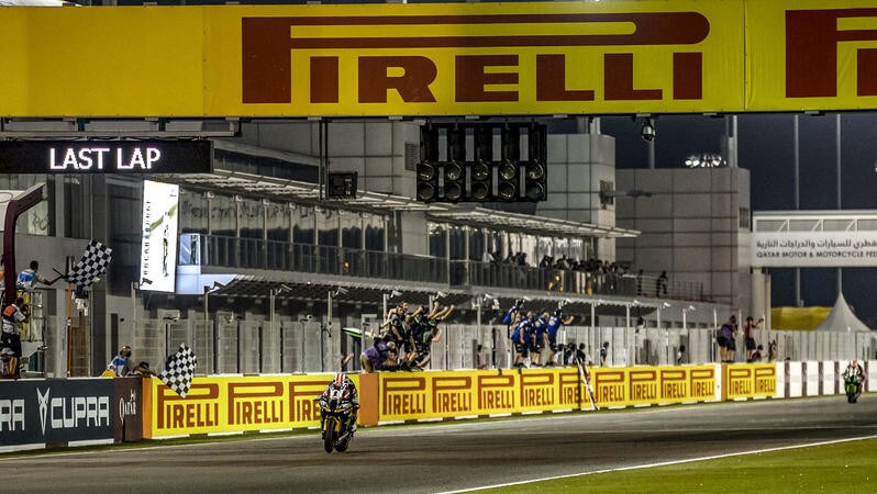 SBK Qatar: Rea suona tutti in gara1