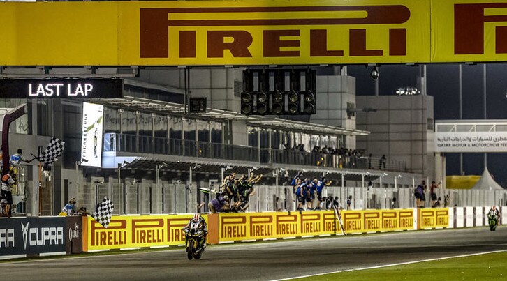 SBK Qatar: Rea suona tutti in gara1