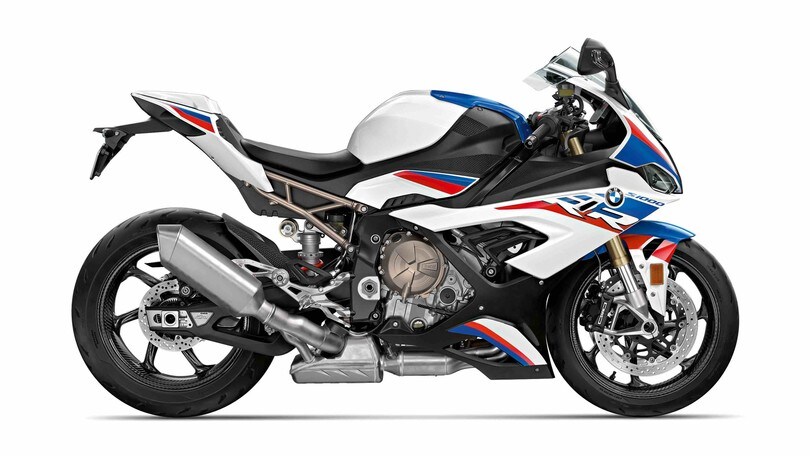 Nuova BMW S 1000 RR 2019, arma letale
