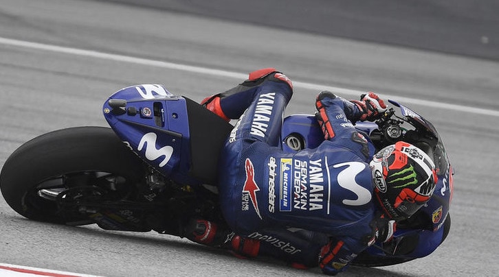 MotoGP Valencia, qualifiche: Vinales “risorge”