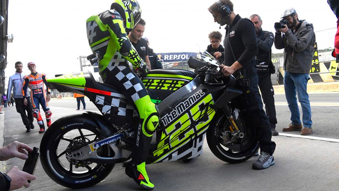 Test Valencia, Iannone, che livrea sull'Aprilia!