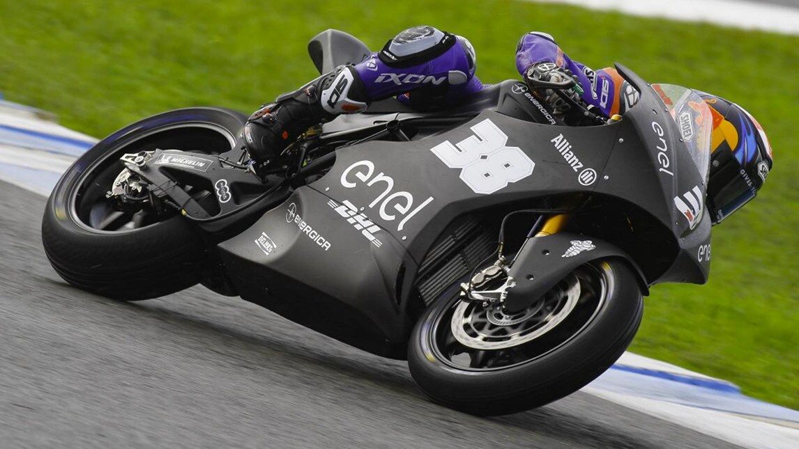 MotoE: Bradley Smith il più veloce nei test