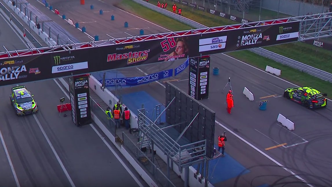Master Show: Rossi contro Cairoli – IL VIDEO