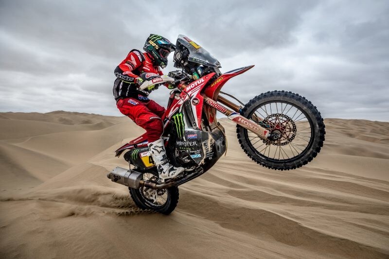 Flop Dakar, la Honda si scusa!
