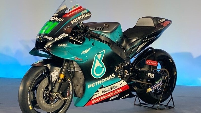 Nera e verde petrolio, ecco la M1 del Team Yamaha Petronas SRT - le FOTO