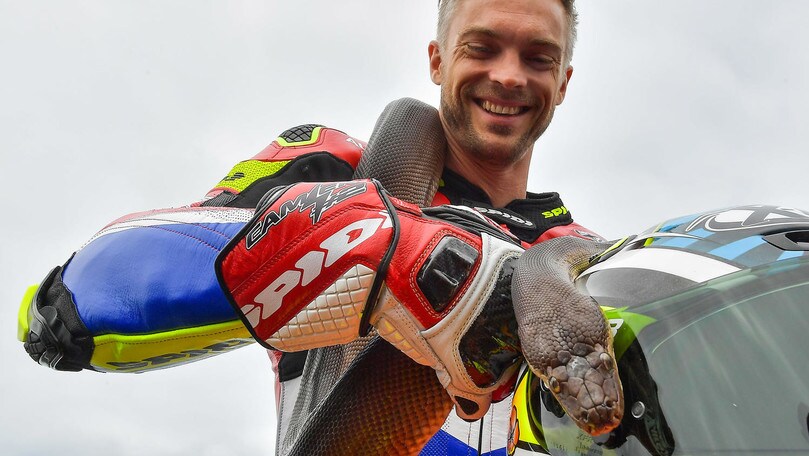 SBK Phillip Island: i piloti tra serpenti, koala e canguri - le FOTO