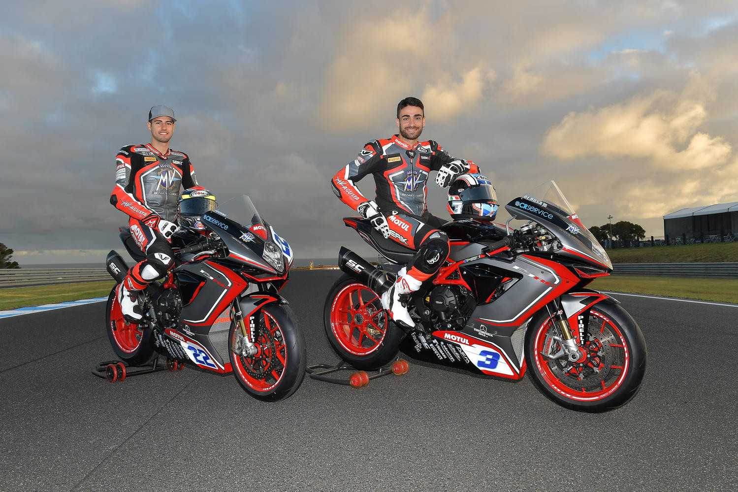 SS Australia, MV Agusta è "dark": le FOTO