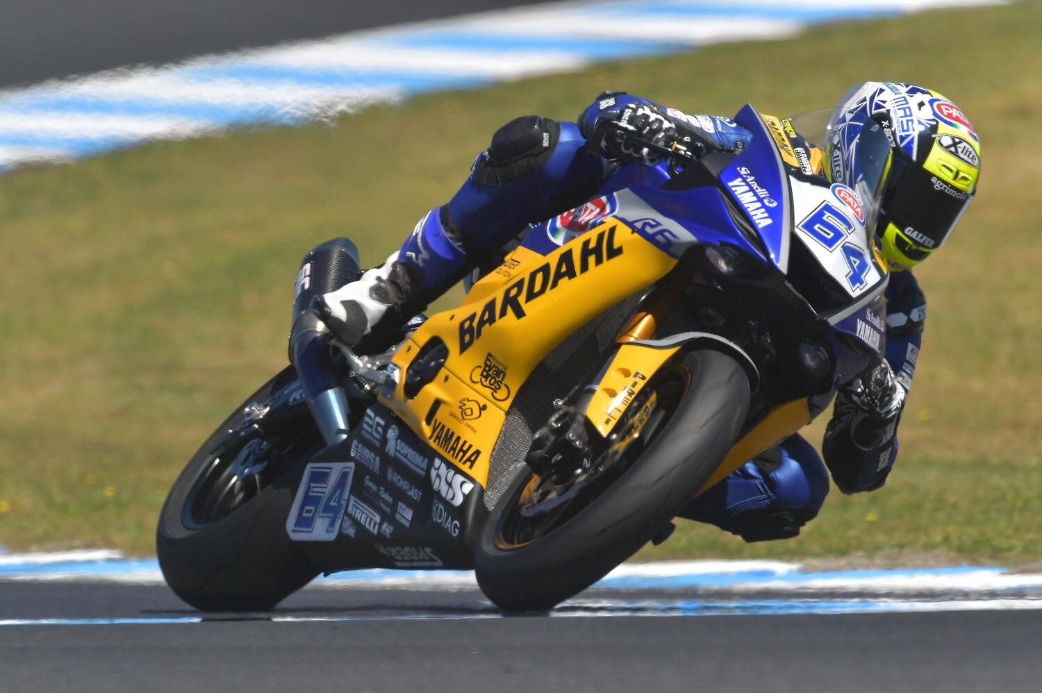 SS Australia, Superpole: Caricasulo, che inizio!
