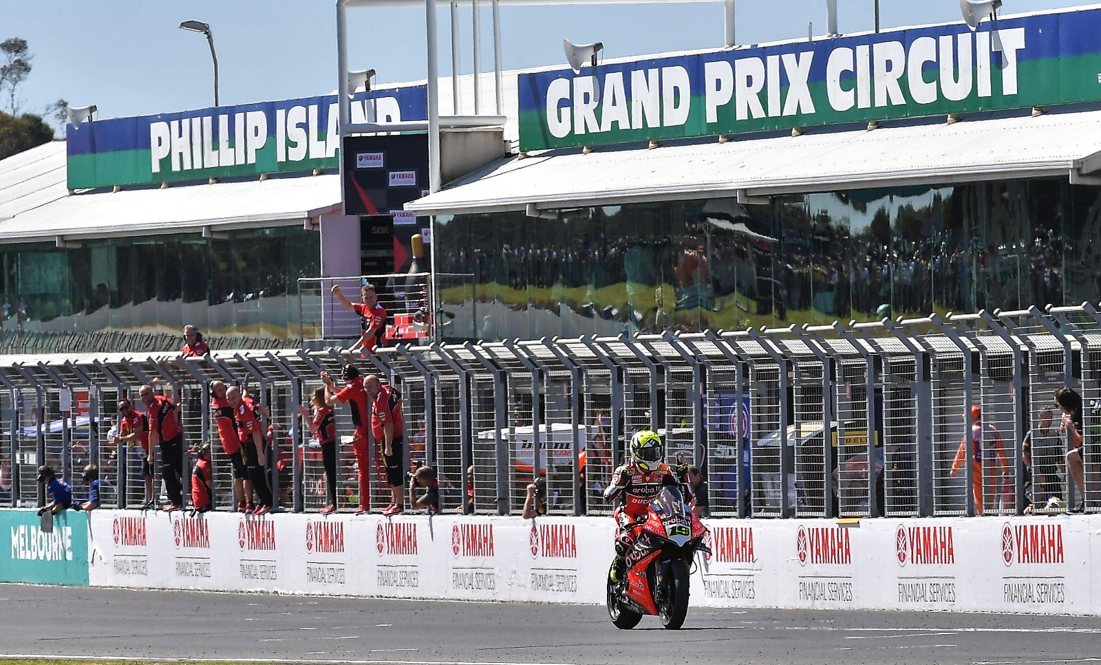 SBK Australia, gara2: Bautista cala il tris