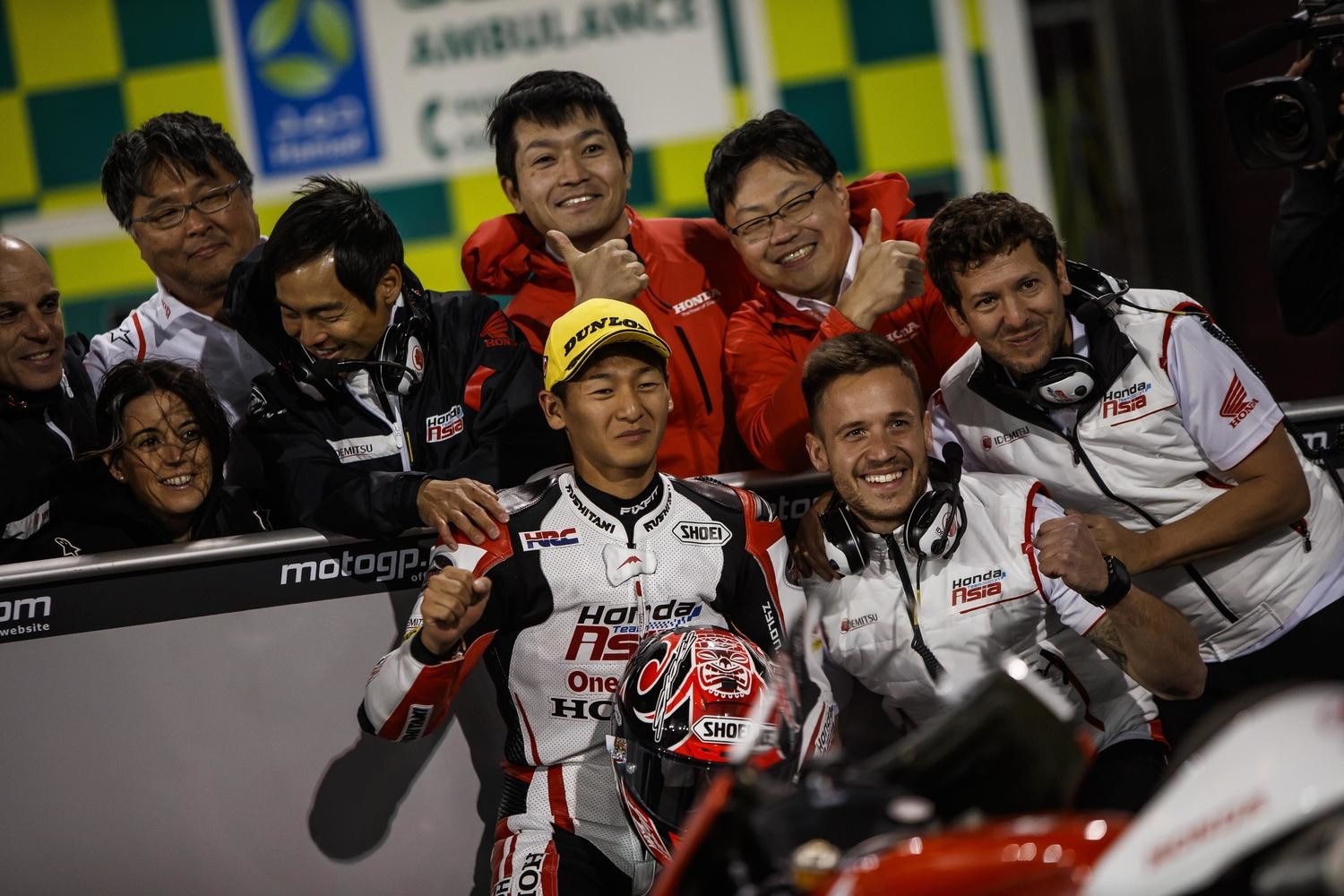 Moto3 Qatar, gara: Kaito Toba entra nella storia vincendo a Losail
