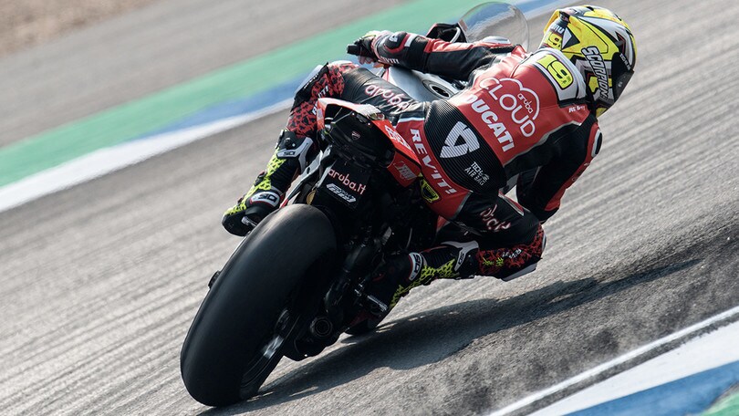 SBK Thailandia, Gara1: Bautista suona la quarta