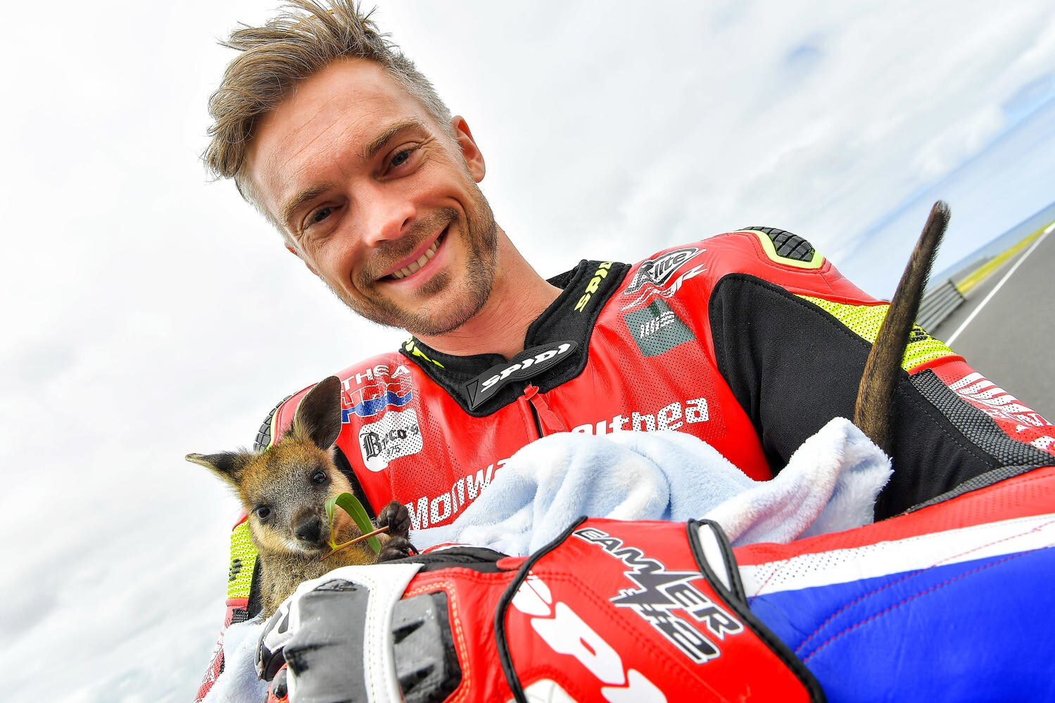 SBK: niente di rotto per Camier