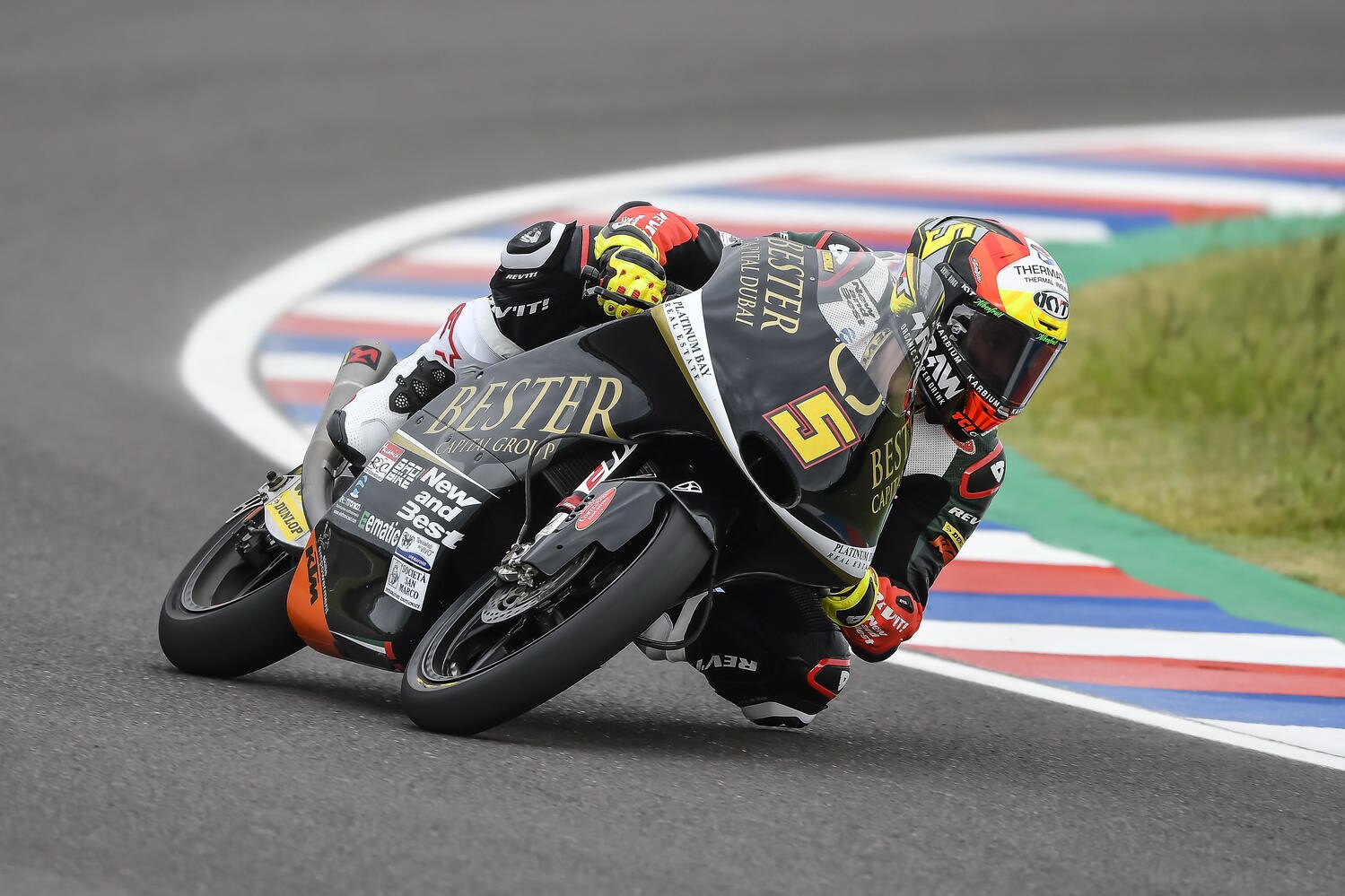 Moto3 Argentina: la pole è di Masià