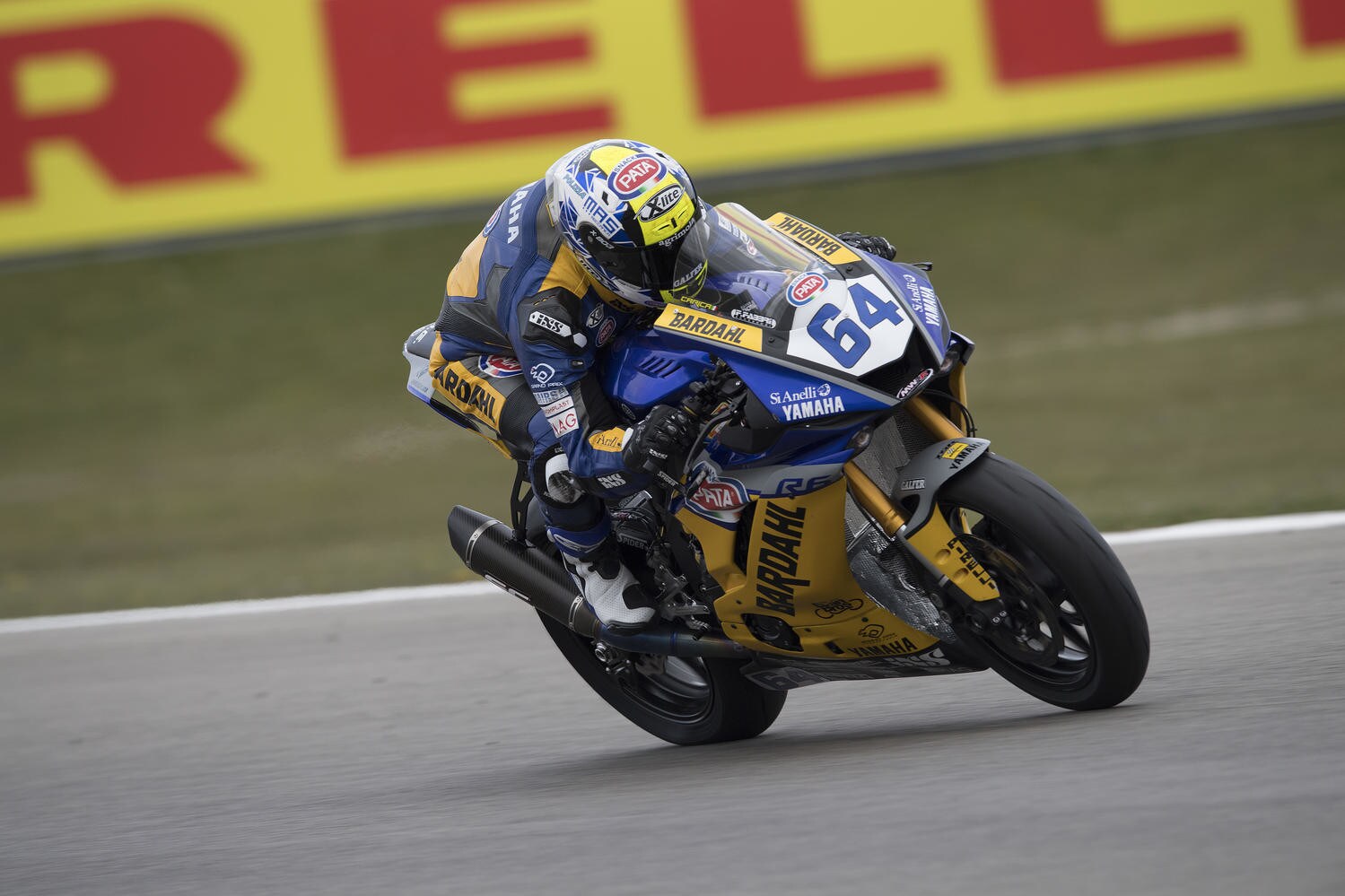 Supersport Assen: sprint vincente per Caricasulo