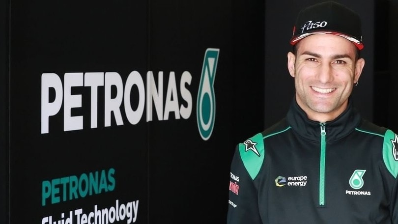 Mattia Pasini con il team Petronas Moto2 a Le Mans