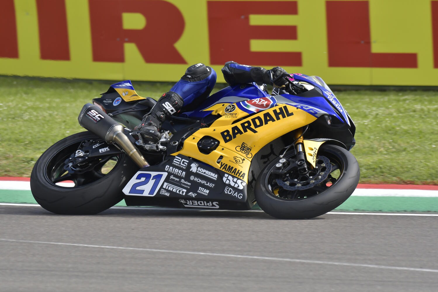 Supersport Imola: Krummenacher-Caricasulo, uno-due!