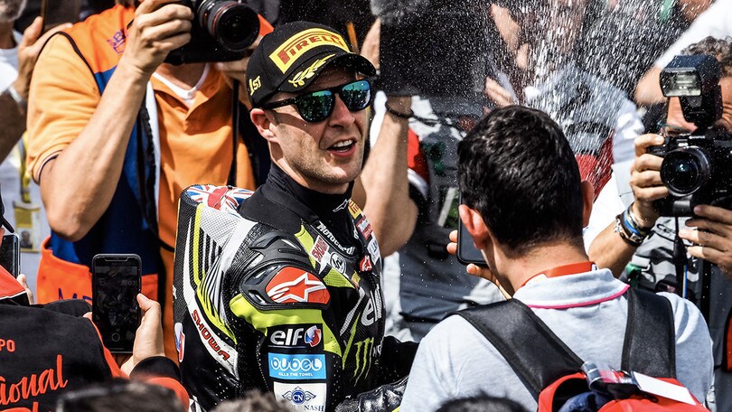 Imola, Rea si prende anche la Super Pole Race