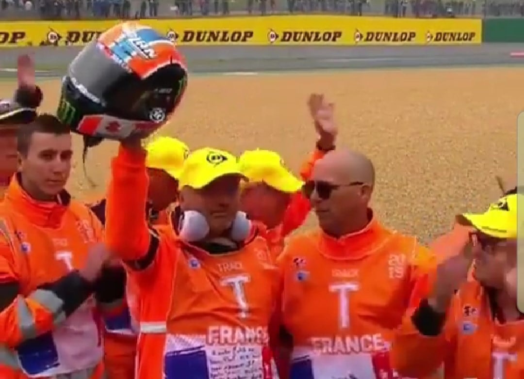 Rins dal cuore d'oro, regala il casco alla famiglia del marshal scomparso