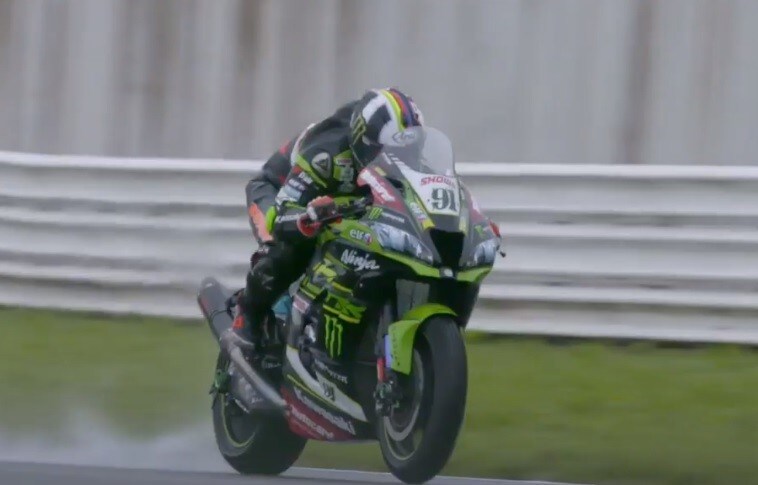 SBK Test Misano: Haslam in pista con la Kawasaki - VIDEO
