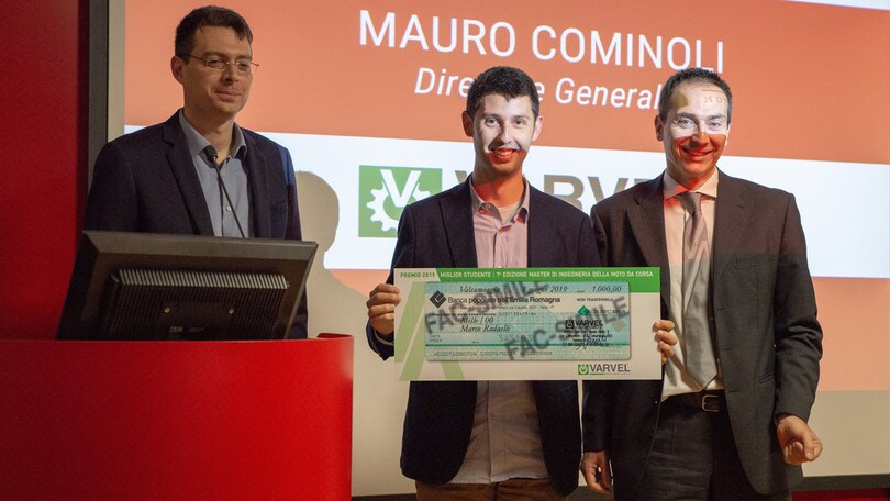 Nuovi ingegneri della Moto da Corsa crescono