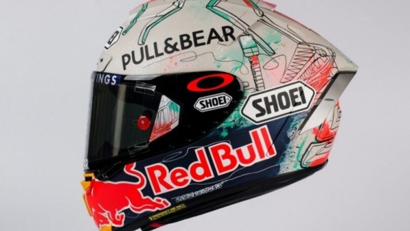 Marquez, un casco con grafiche nuove per il Montmelò