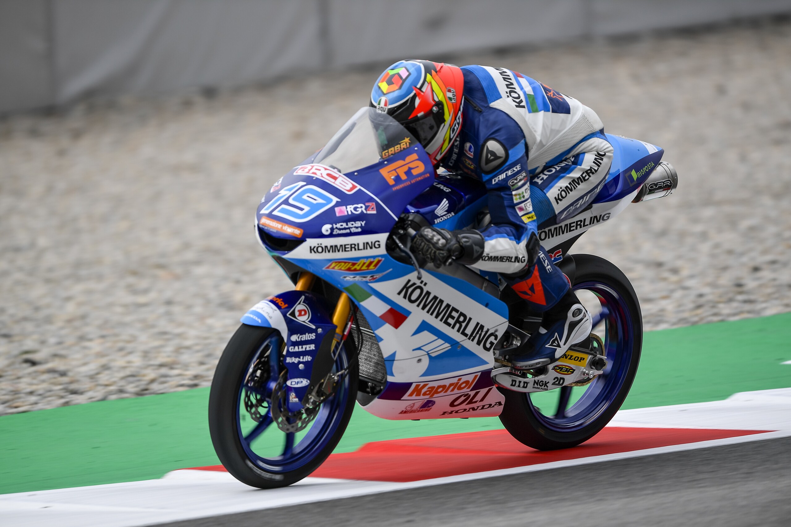 Moto3: Rodrigo in pole, gli italiani fanno strike