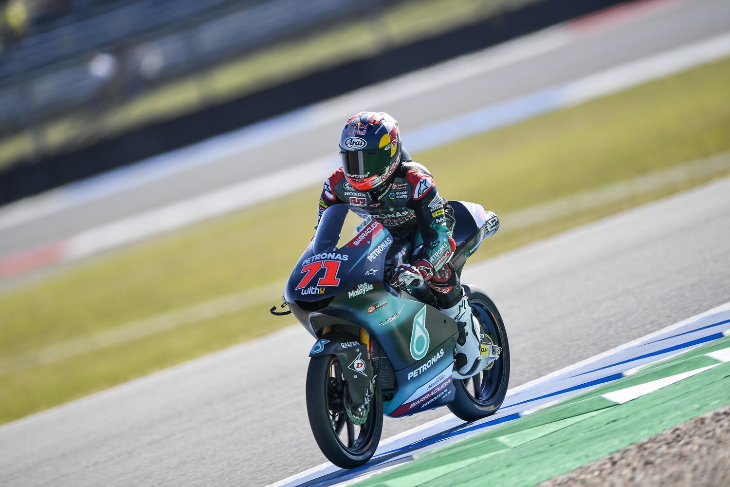 Moto3 Sachsenring, day1: Sasaki il più veloce, italiani in difficoltà