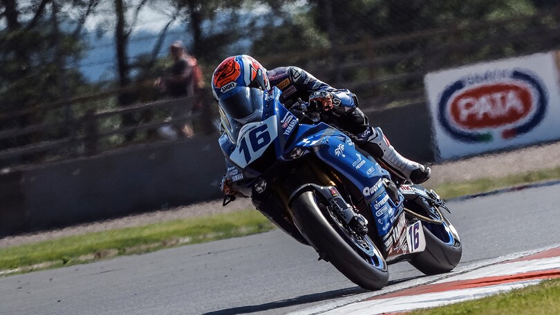 Supersport Donington, Cluzel in testa nel Day1