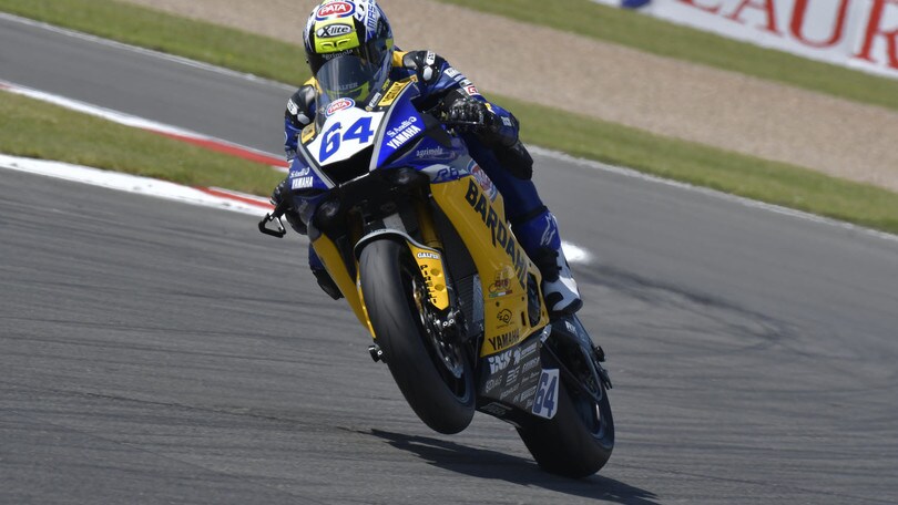 Supersport Donington: la pole position va a Caricasulo
