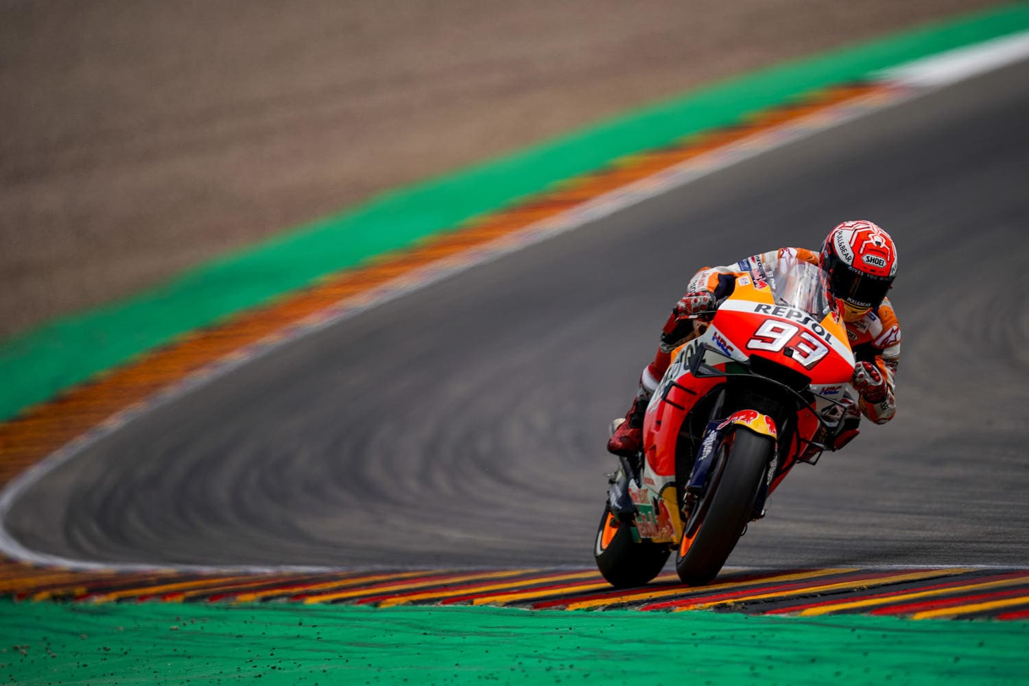 Qualifiche MotoGP Sachsenring: Marquez vola, Rossi e la Ducati no!