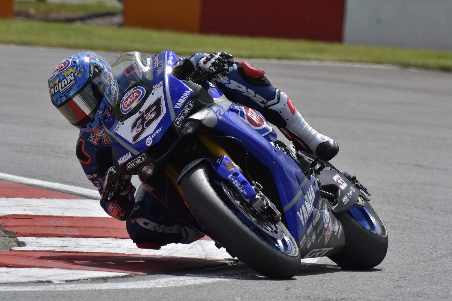 Marco Melandri lascia il mondo delle corse?
