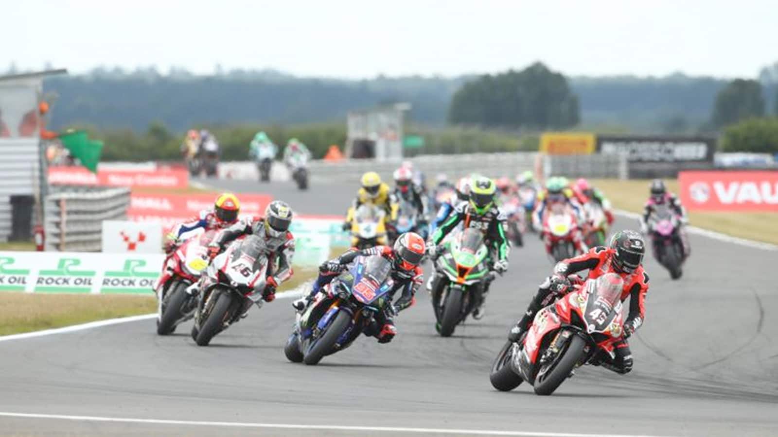 BSB Snetterton: doppietta di Redding
