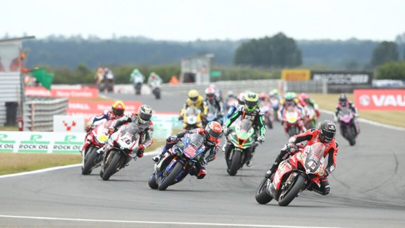 BSB Snetterton: doppietta di Redding