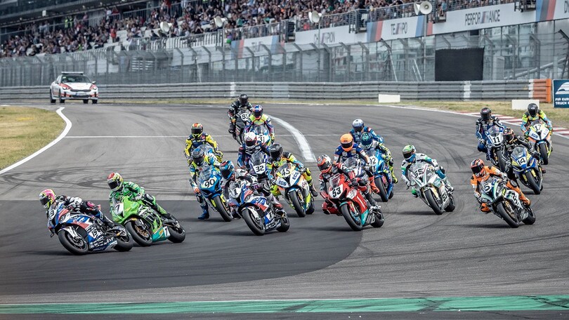 IDM: Puffe al comando nella Superbike tedesca