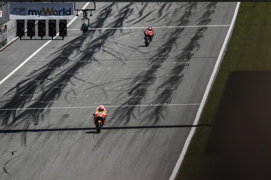 MotoGP Austria, qualifiche: Marquez imprendibile, la pole è sua