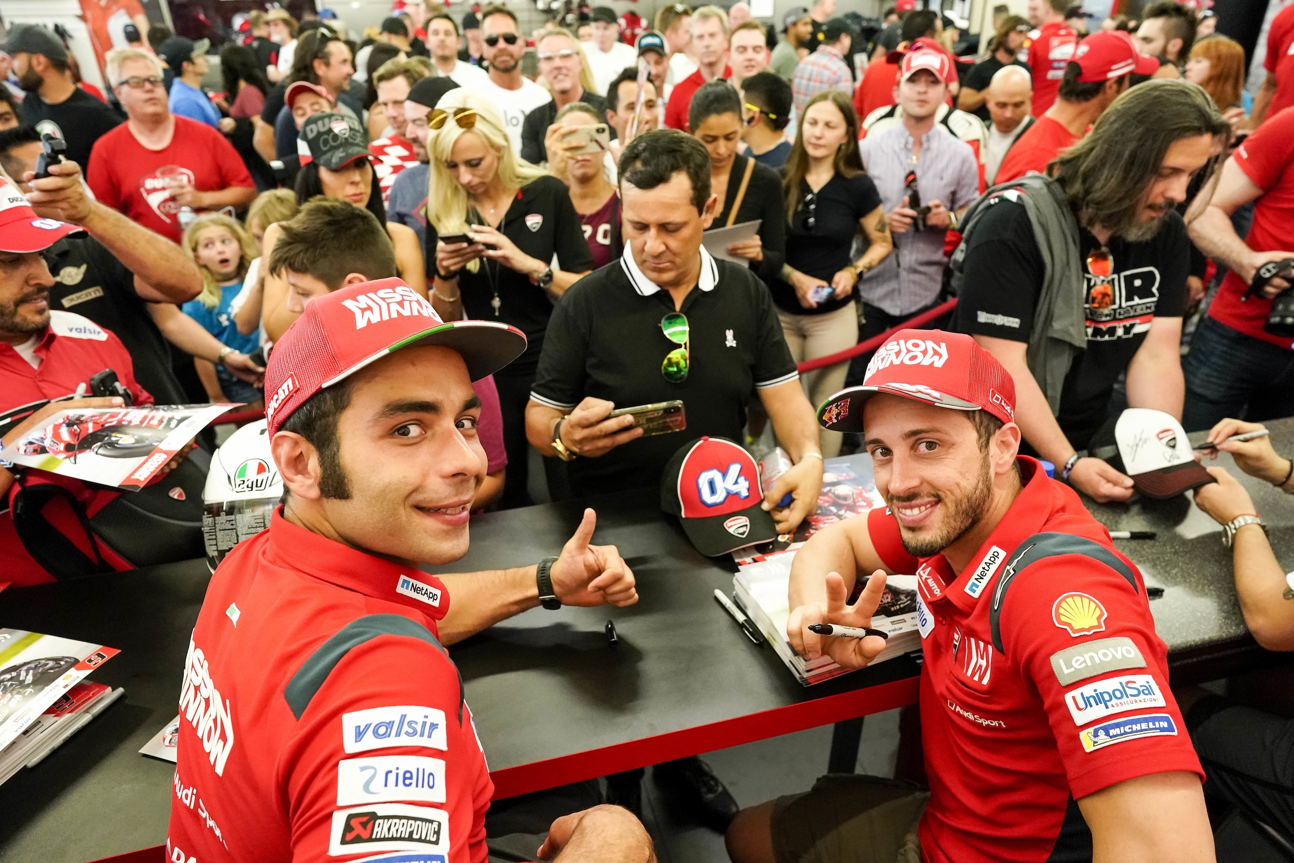 La Ducati è lontana 58 punti da Marquez e dalla Honda. Di chi è la responsabilità? SONDAGGIO